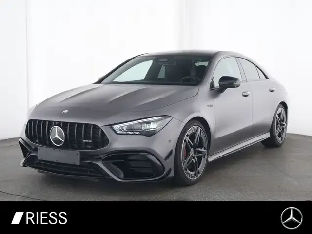 Mercedes-Benz CLA 45 AMG