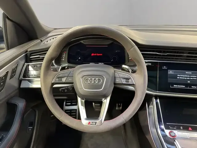 Audi RS Q8