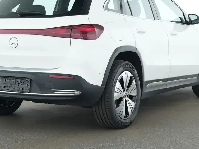 Mercedes-Benz EQA 250