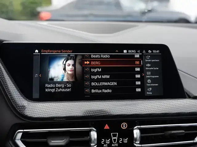 BMW 128