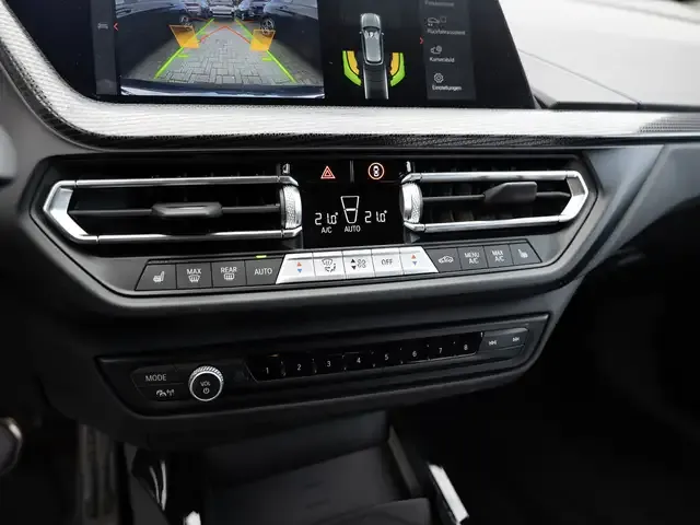 BMW 128