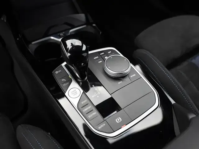 BMW 128