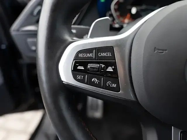 BMW 128