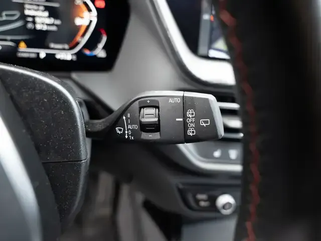 BMW 128