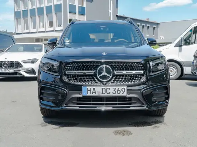 Mercedes-Benz GLB 250
