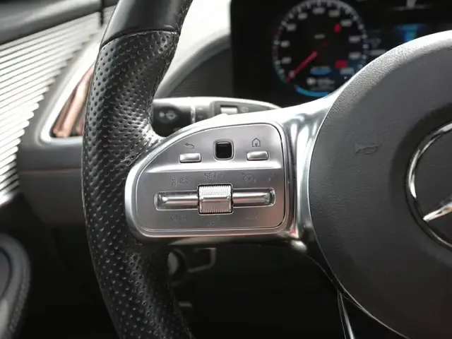 Mercedes-Benz EQC 400