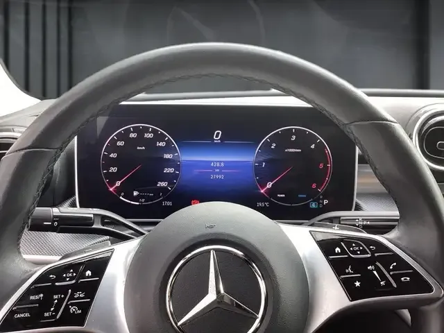 Mercedes-Benz C 200