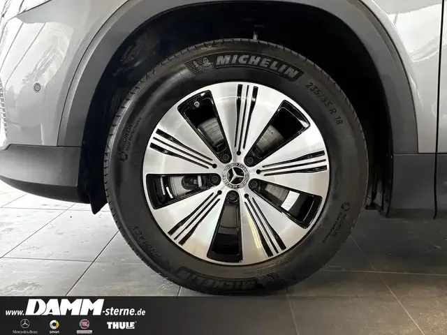 Mercedes-Benz EQB 350