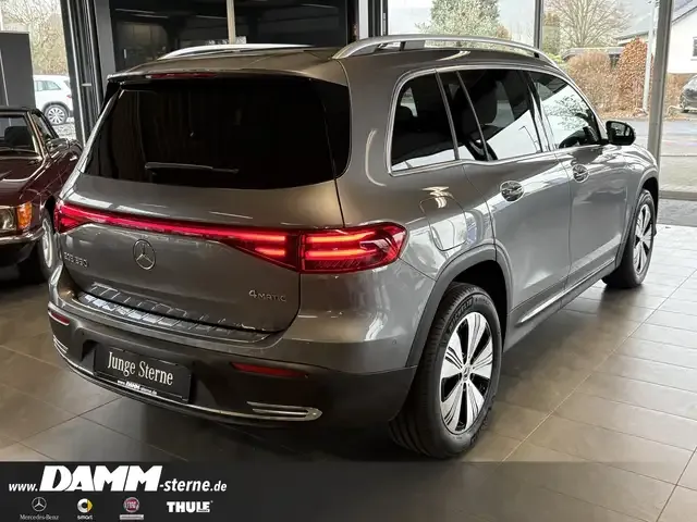 Mercedes-Benz EQB 350