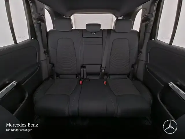 Mercedes-Benz EQB 300