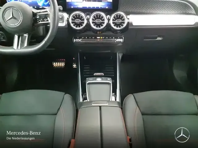 Mercedes-Benz EQB 350