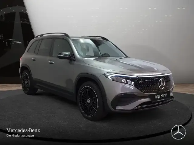Mercedes-Benz EQB 350