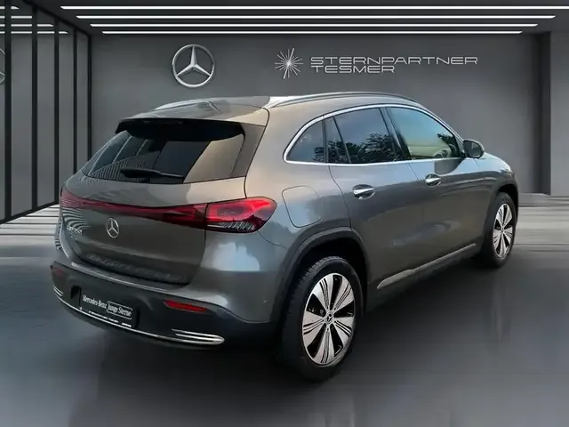 Mercedes-Benz EQA 250