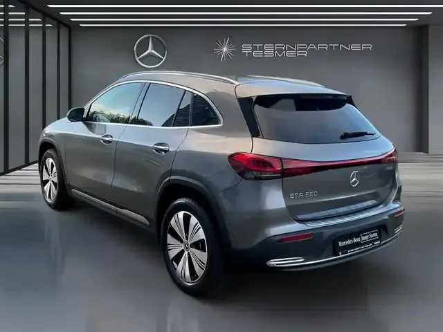Mercedes-Benz EQA 250