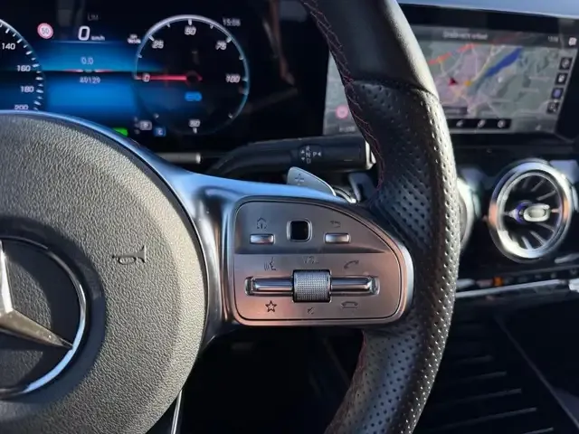 Mercedes-Benz EQA 300