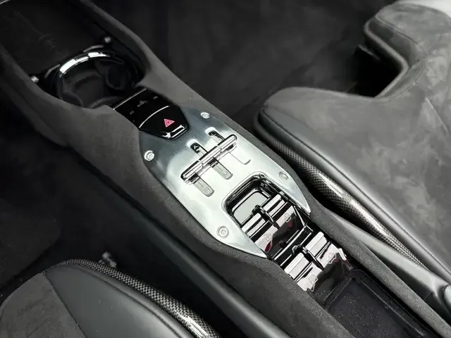 Ferrari 296