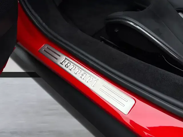 Ferrari 296