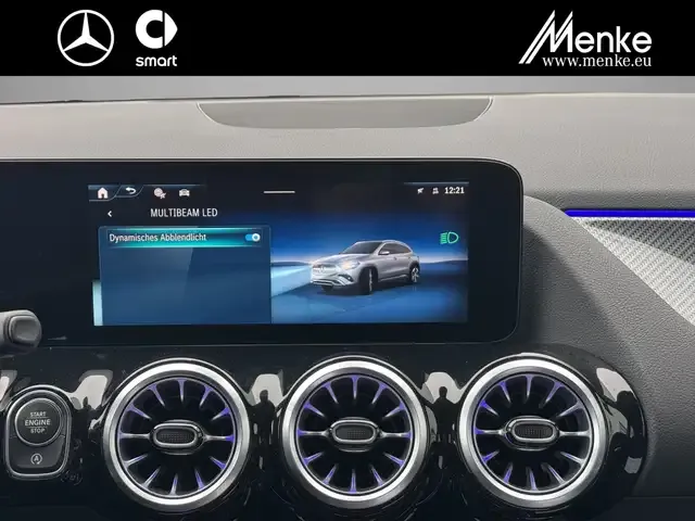 Mercedes-Benz GLA 200