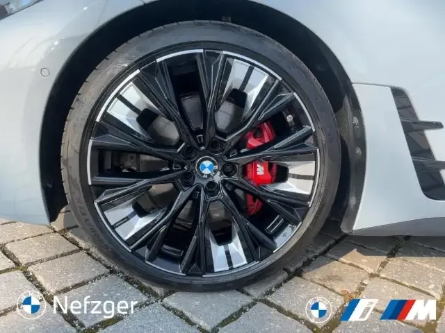 BMW 440