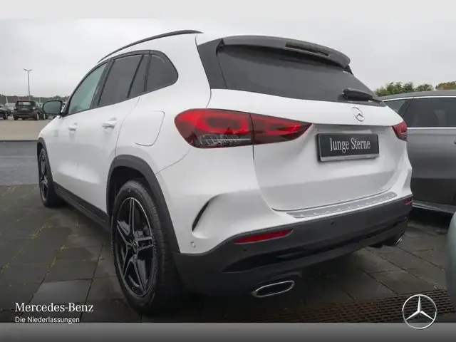Mercedes-Benz GLA 250