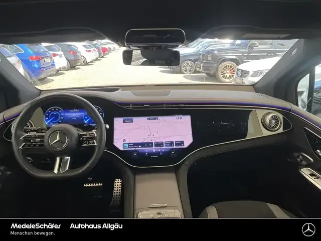 Mercedes-Benz EQE SUV
