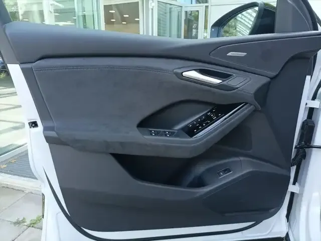 Audi Q6
