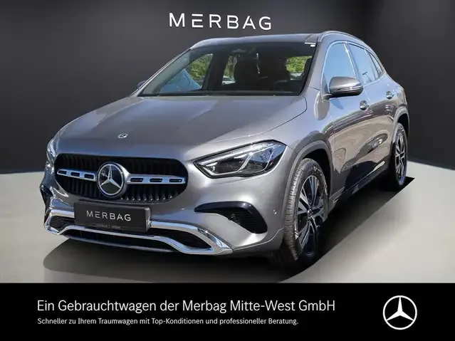 Mercedes-Benz GLA 180