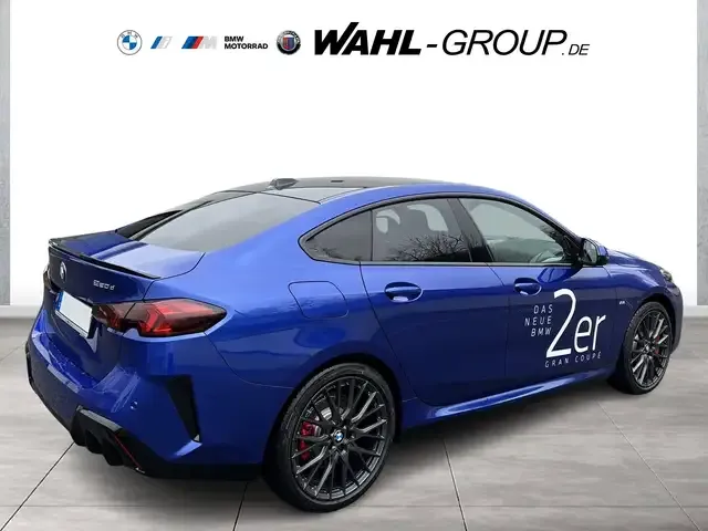 BMW 220