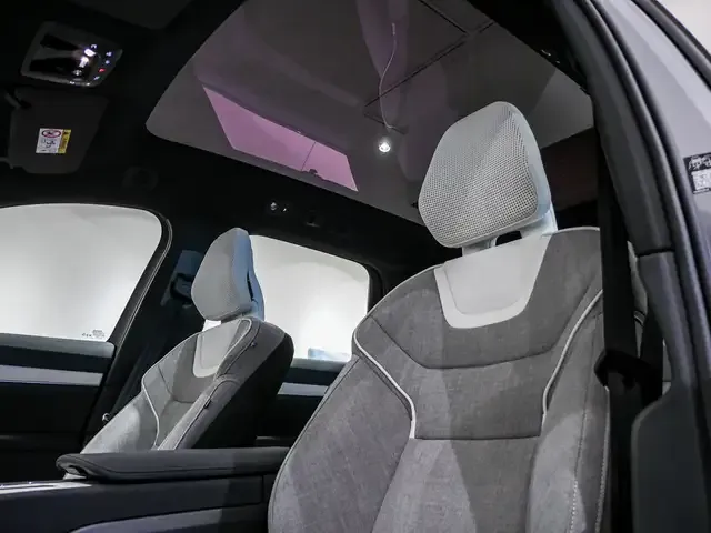 Volvo EX90