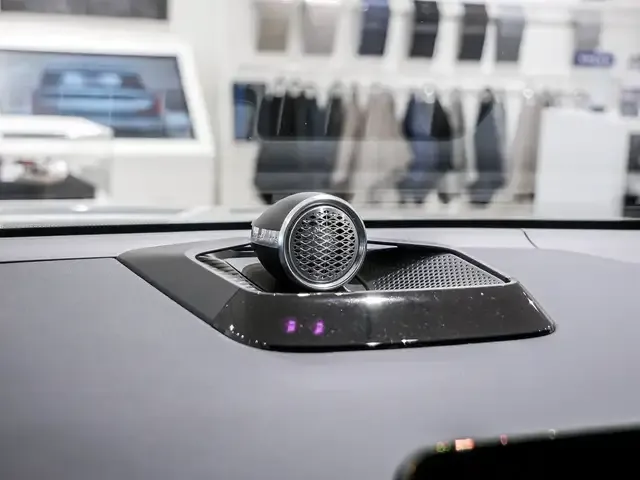 Volvo EX90