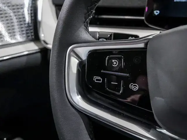 Volvo EX90