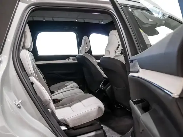Volvo EX90