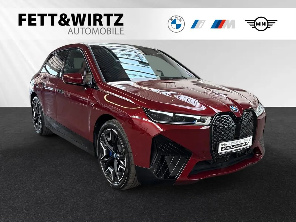 BMW iX