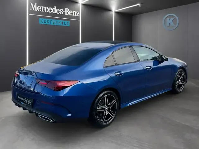 Mercedes-Benz CLA 200