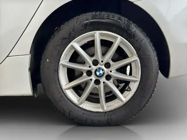 BMW 216
