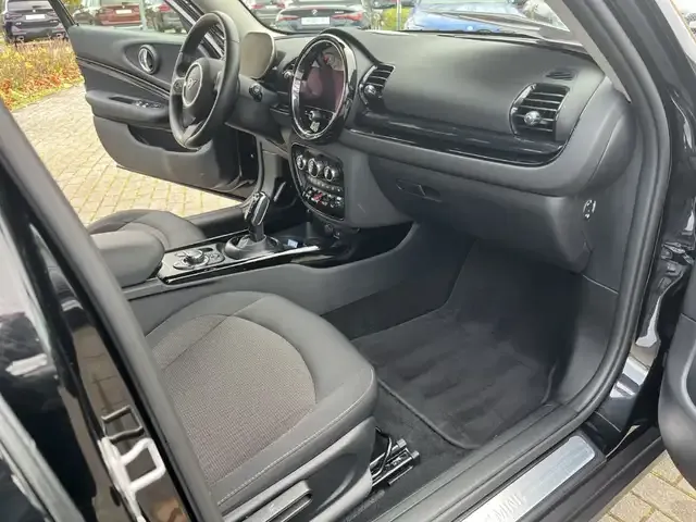 MINI Cooper Clubman