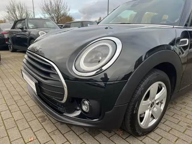 MINI Cooper Clubman
