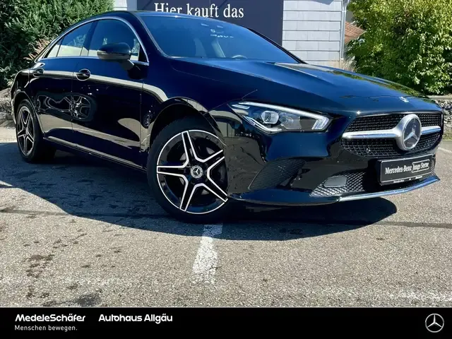 Mercedes-Benz CLA 180