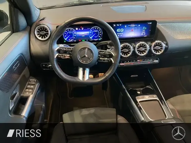 Mercedes-Benz EQA 300