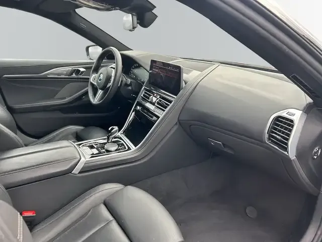 BMW M850