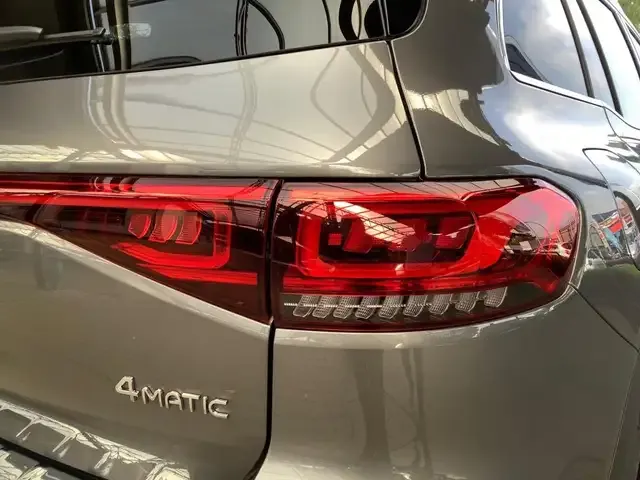Mercedes-Benz EQB 300