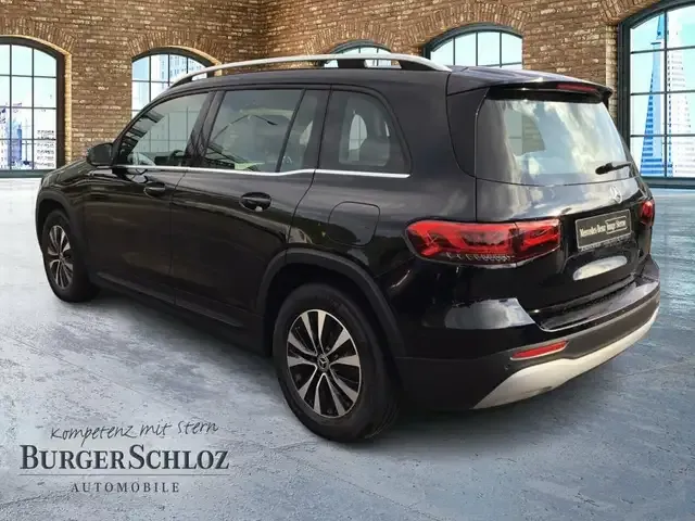 Mercedes-Benz GLB 200