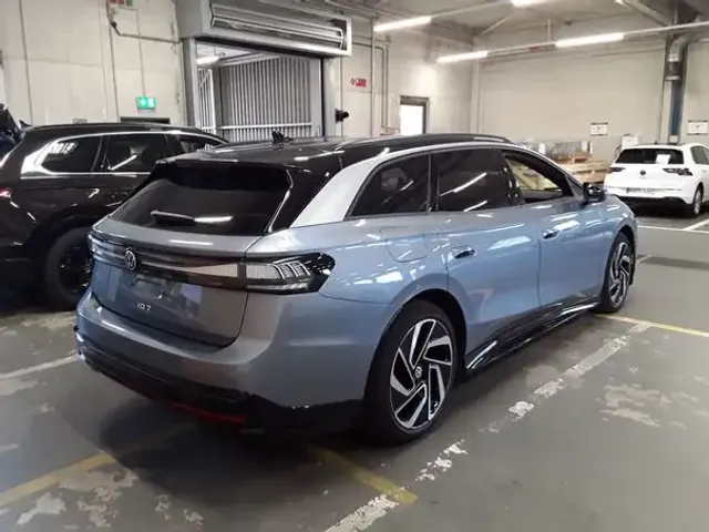 Volkswagen ID.7
