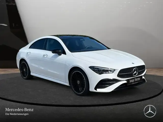 Mercedes-Benz CLA 200