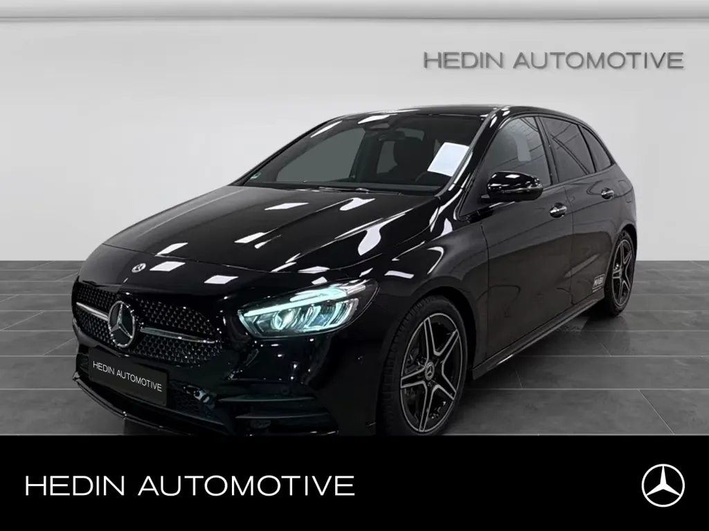 Mercedes-Benz B 180