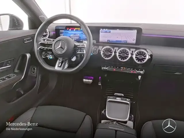 Mercedes-Benz CLA 35 AMG
