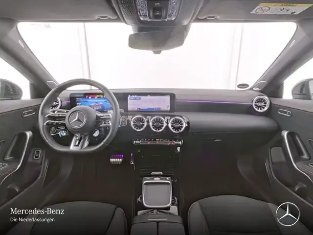 Mercedes-Benz CLA 35 AMG