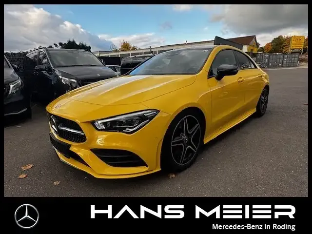 Mercedes-Benz CLA 200
