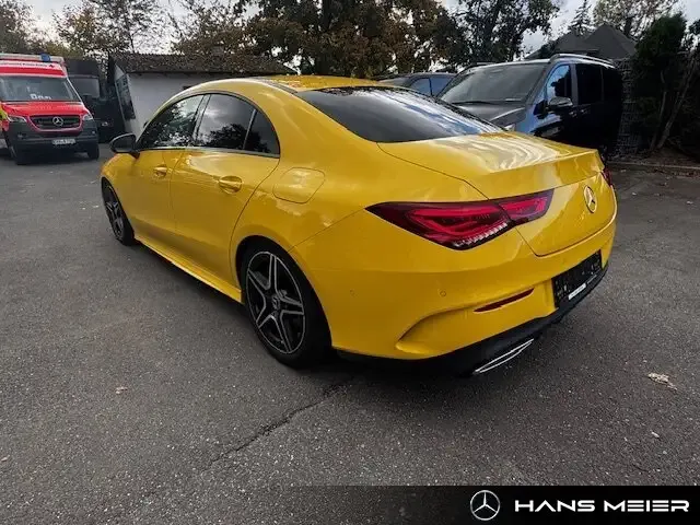 Mercedes-Benz CLA 200