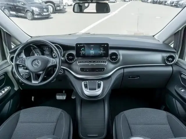 Mercedes-Benz V 250